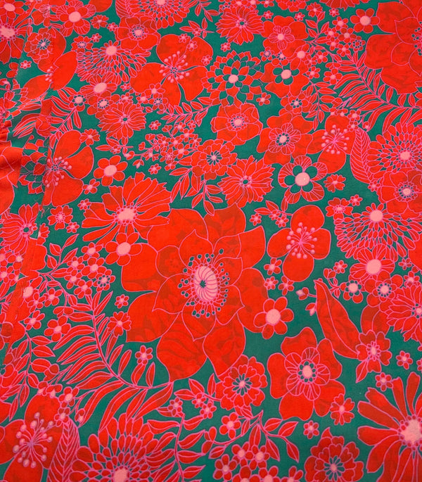 Red Green Floral Lightweight Crepe Fabric 110GSM Non Stretch