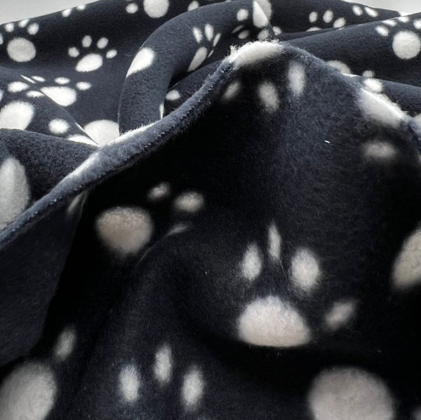 Black Paws Printed Anti-Pil Polar Fleece Fabric Blanket Loungewear