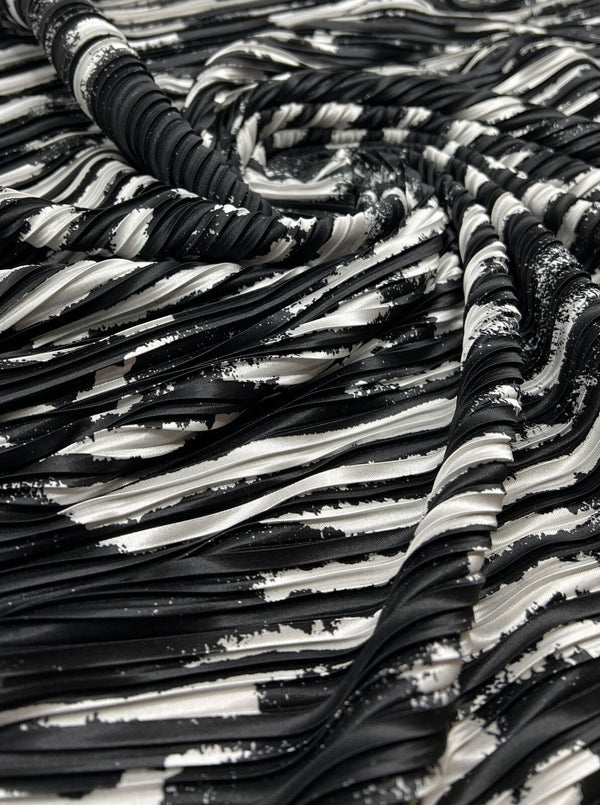 Black White Printed Plisse Pleated Stretch Fabric