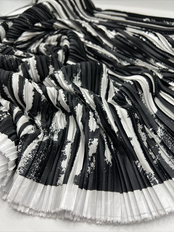 Black White Printed Plisse Pleated Stretch Fabric