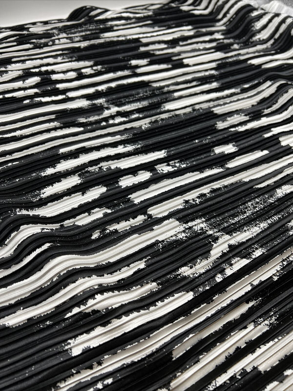 Black White Printed Plisse Pleated Stretch Fabric