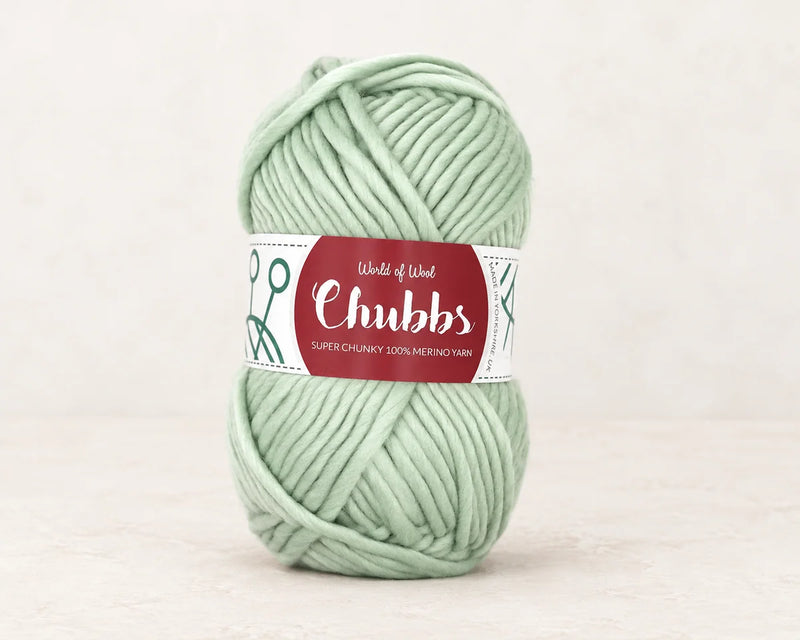 World of Wool Peppermint Merino Super Chunky Yarn – 100g — studio product photograph