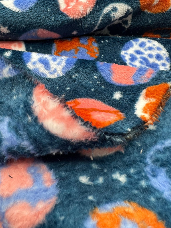 What An Earth Cuddle Fleece Fabric Blanket Loungewear