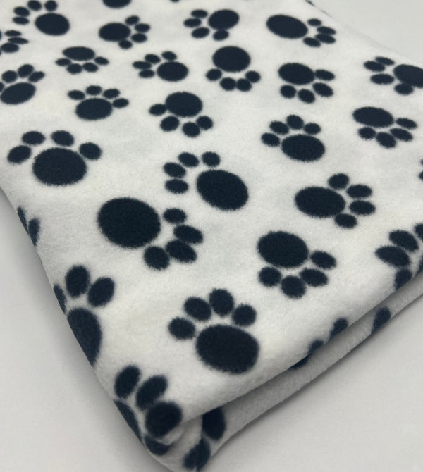 White Paws Printed Anti-Pil Polar Fleece Fabric Blanket Loungewear